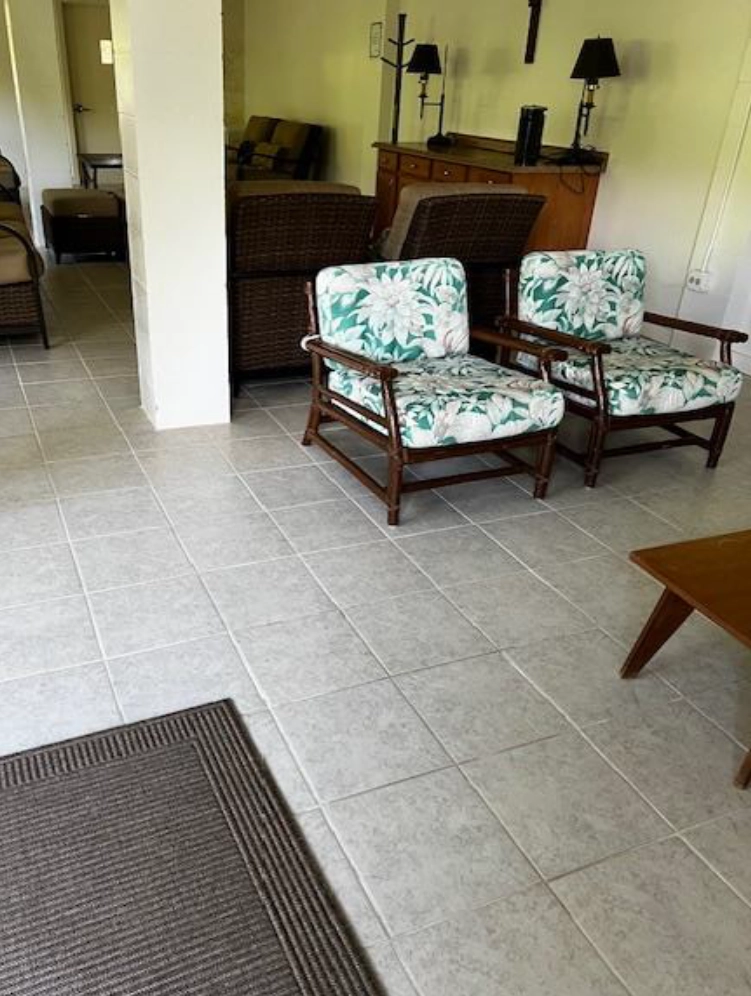 Cozy common area with seating